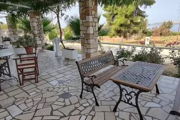 Oskars Studios & Apartments