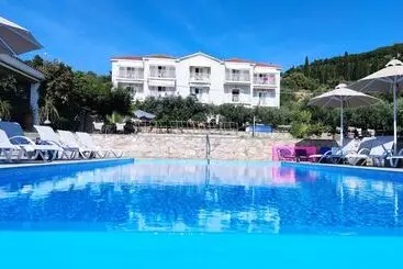 Oskars Studios & Apartments