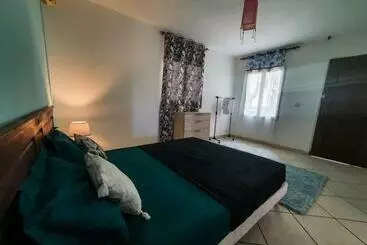 Bed and Breakfast L Auberge De L île : Chambres D Hôtes