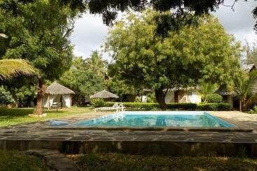 Bed and Breakfast Watamu Eco Villas