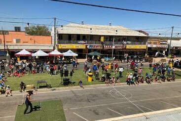 Australian Hotel Winton Budget Hotel Accommodation