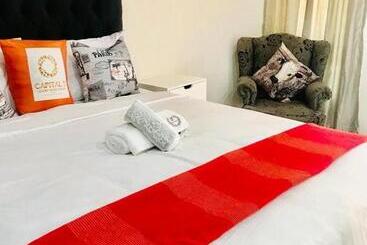 Пансион Capitalt Luxury Guest House