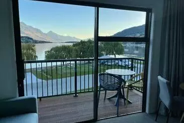 リゾートホテル Driftaway Queenstown