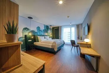 ホテル Vienna House Easy by Wyndham Freiburg City