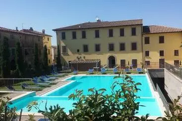 アパートホテル Borgo Di Gramugnana