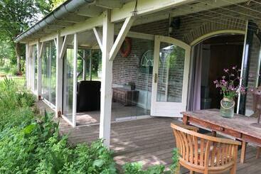 펜션 De Zeilende Kraay