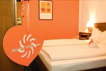 酒店 Sonnenresort Ossiacher See