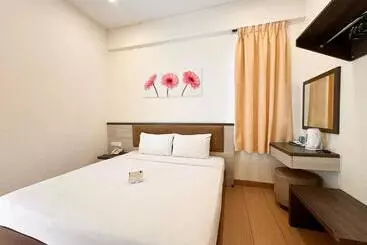 Hotel Sunflower House