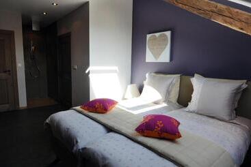 住宿加早餐 O Sixième Sens