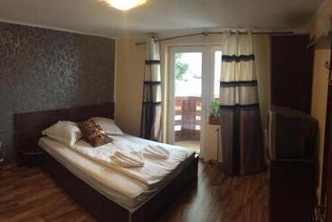 פנסיון Cabana Atlas