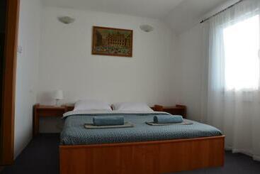 Пансион Enka Apartmani