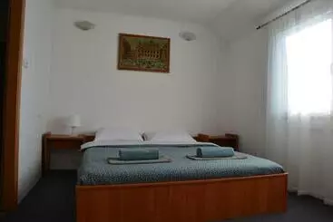 پانسیون Enka Apartmani