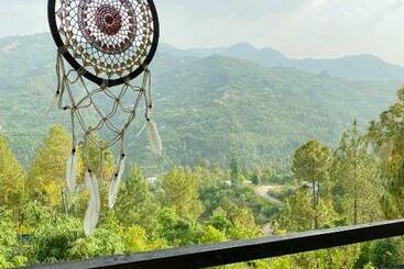 Kurort  Happy Dervish, Nathuakhan, Mukteshwar