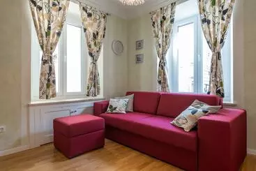 هتل Apartments Petra