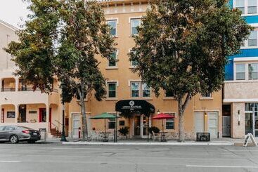 בית מלון כפרי Urban Boutique