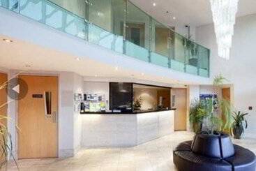 בית מלון כפרי Quest On Durham