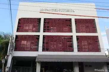 Hotell Cinfandel Suites