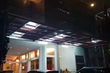 هتل Scarlet Kebon Kawung