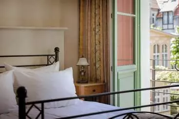 Villa Sedan Destigo Hotels