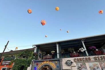 Pensionat Lucky Luke Stone House