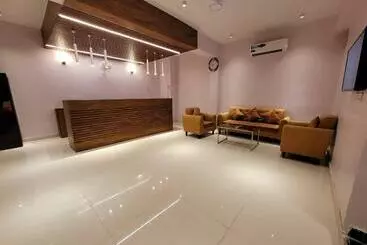 Stiltstay Hotel, Greater Noida