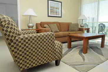 هتل 3 Bedroom Condo With Towering Views