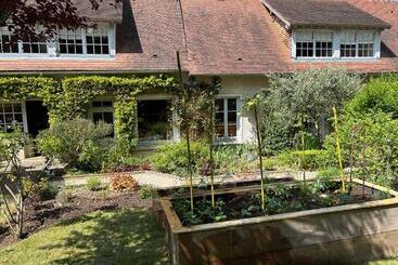 Majatalo L Atelier Et Apres