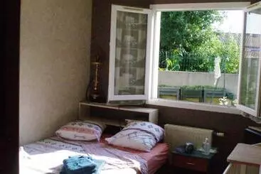 تختخواب و صبحانه Chambre Chez L Habitant