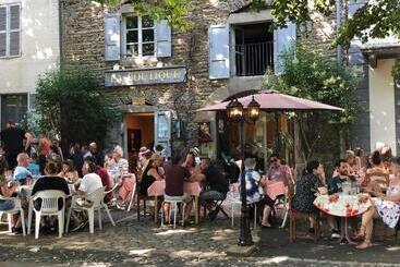 مبيت وإفطار La Boutique Fotoon