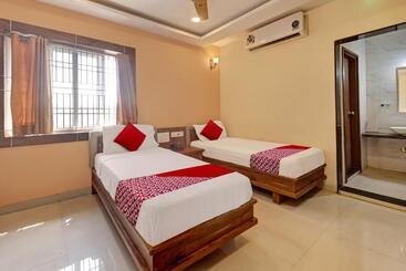 فندق Bhagirathi Residency