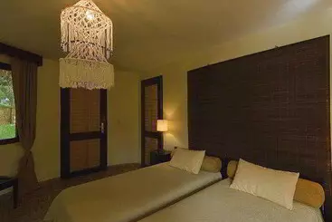 Hotel Domaine De Nianing