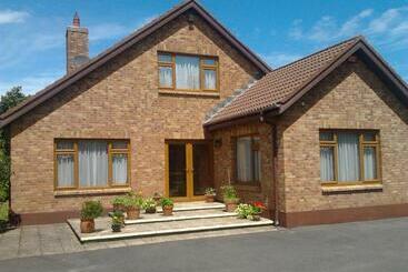 پانسیون Rosslare Strand Rooms Only Accommodation