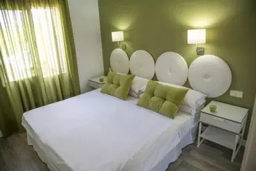 Bungalows Beach Boys Boutique Resort - Gay Men Only