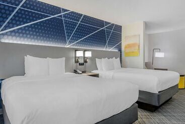 호텔 Comfort Suites West Indianapolis  Brownsburg