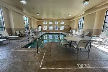 酒店 Staybridge Suites Lansing Okemos By Ihg