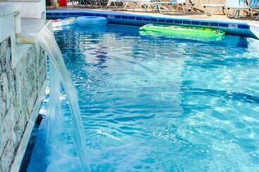 Acapulco Marinos Apartments Adults Only