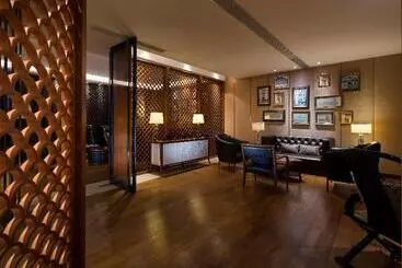 هتل Crowne Plaza Sanya City Center, An Ihg