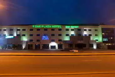 Oak Plaza Hotels East Airport