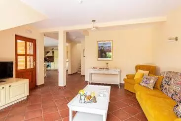 Hotel Villa Liza 70 M Away From Sea