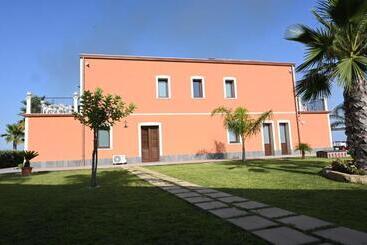Hotel Arcobaleno Dell Etna