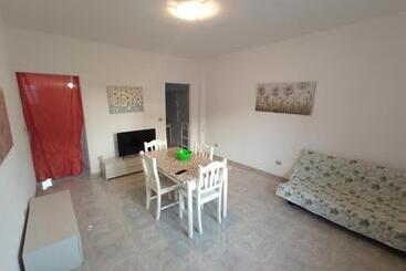 Lägenhetshotell Mamalina Residence