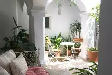 Pensione Siete Balcones Y Un Patio