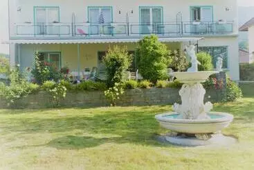 ペンション Villa Rauter