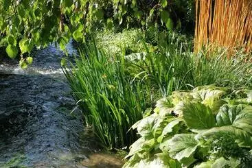 ベッドアンドブレックファースト La Malposte