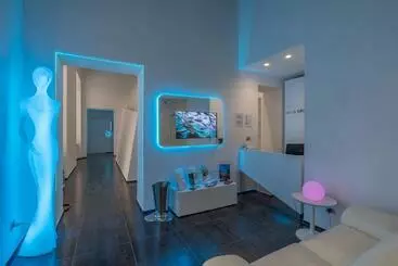 تختخواب و صبحانه Skyhouse Chiaia