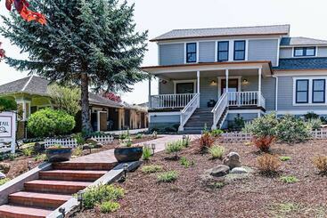 Kır Evi Redtail Suites~ Red  Mccall Suite~tesla Station