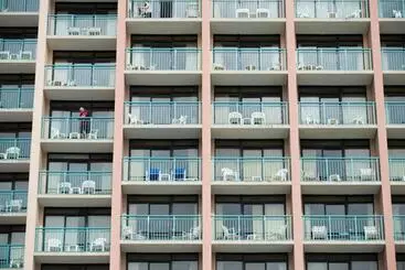 هتل Sand Castle Resort By Patton Hospitality