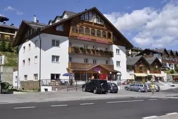 Hotel Albergo Sciatori