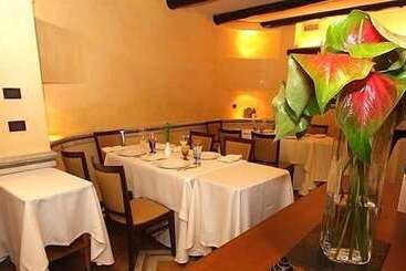 酒店 Cala Del Porto