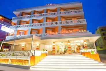 Hotel Universal
